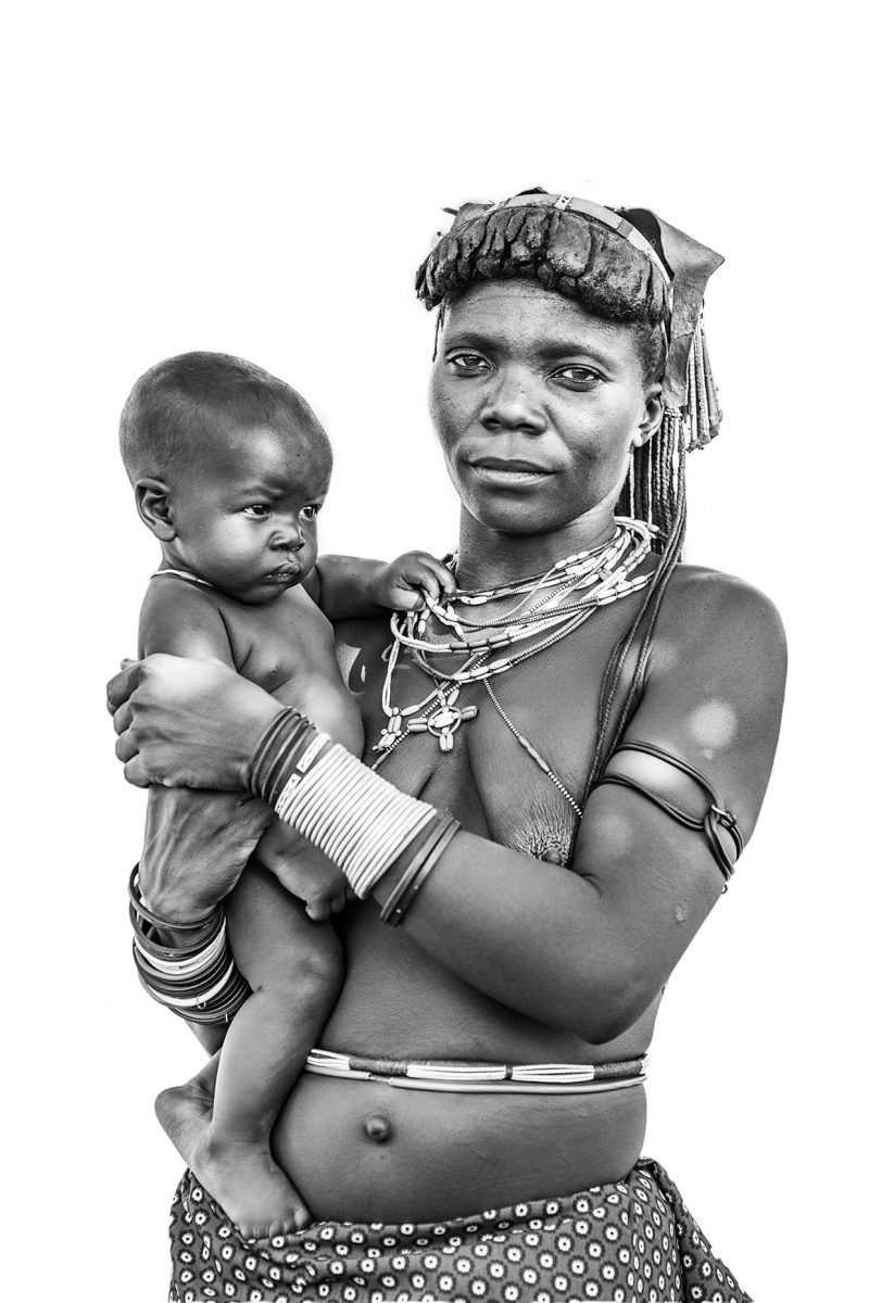 Mother and child - Demba tribe of Namibia